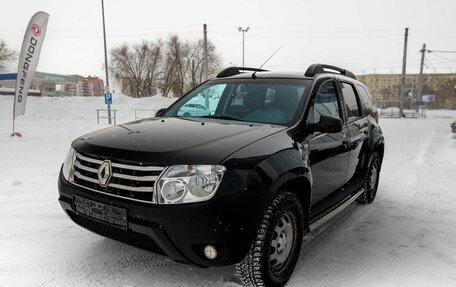Renault Duster I рестайлинг, 2014 год, 690 000 рублей, 2 фотография