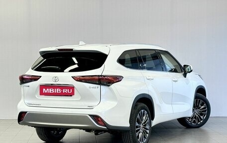 Toyota Highlander, 2025 год, 5 690 000 рублей, 3 фотография