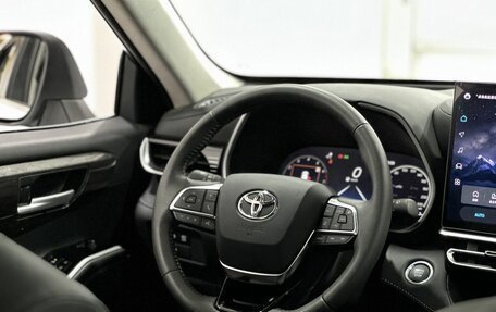 Toyota Highlander, 2025 год, 5 690 000 рублей, 35 фотография