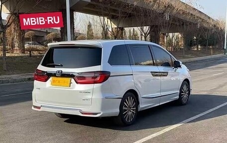 Honda Elysion, 2024 год, 6 300 000 рублей, 4 фотография