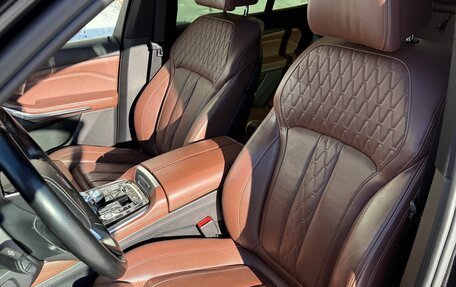 BMW X5, 2018 год, 6 050 000 рублей, 2 фотография