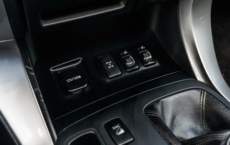 Toyota Land Cruiser Prado 120 рестайлинг, 2003 год, 1 575 000 рублей, 19 фотография