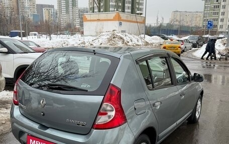 Renault Sandero I, 2010 год, 580 000 рублей, 3 фотография