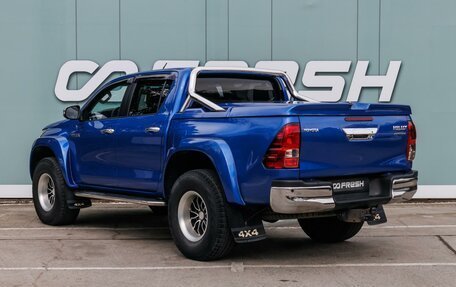 Toyota Hilux VIII, 2016 год, 3 700 000 рублей, 2 фотография