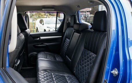 Toyota Hilux VIII, 2016 год, 3 700 000 рублей, 11 фотография