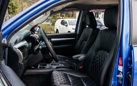 Toyota Hilux VIII, 2016 год, 3 700 000 рублей, 12 фотография