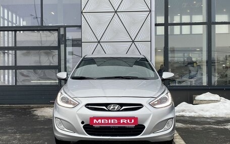 Hyundai Solaris II рестайлинг, 2013 год, 999 000 рублей, 2 фотография