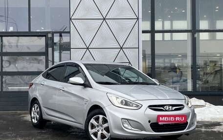 Hyundai Solaris II рестайлинг, 2013 год, 999 000 рублей, 3 фотография