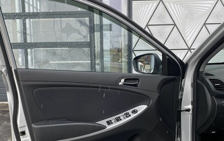 Hyundai Solaris II рестайлинг, 2013 год, 999 000 рублей, 15 фотография