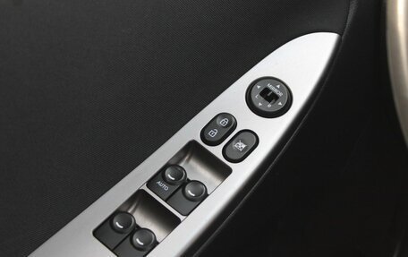 Hyundai Solaris II рестайлинг, 2015 год, 830 000 рублей, 13 фотография