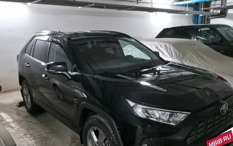 Toyota RAV4, 2021 год, 2 900 000 рублей, 1 фотография