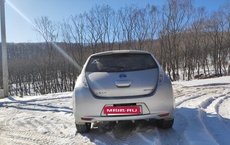 Nissan Leaf I, 2011 год, 350 000 рублей, 3 фотография