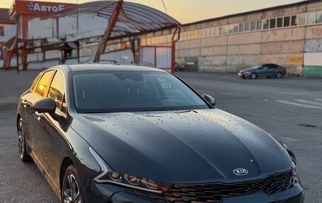 KIA K5, 2019 год, 2 700 000 рублей, 2 фотография