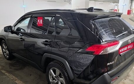 Toyota RAV4, 2021 год, 2 900 000 рублей, 4 фотография