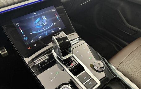 Chery Tiggo 8 Pro, 2021 год, 1 999 000 рублей, 18 фотография