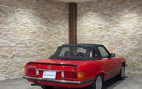 Mercedes-Benz SL-Класс, 1986 год, 11 000 000 рублей, 9 фотография