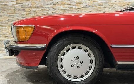 Mercedes-Benz SL-Класс, 1986 год, 11 000 000 рублей, 12 фотография
