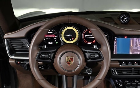 Porsche 911, 2021 год, 16 000 000 рублей, 17 фотография