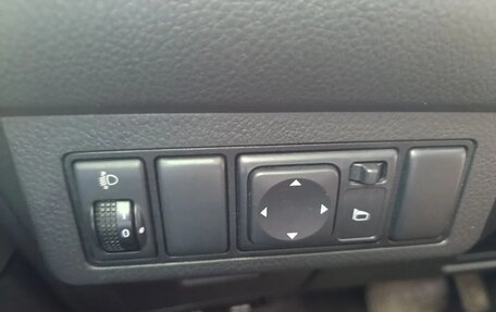 Nissan Tiida, 2012 год, 600 000 рублей, 12 фотография