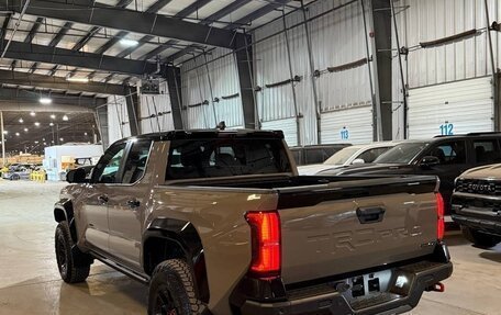 Toyota Tacoma, 2025 год, 10 300 000 рублей, 3 фотография