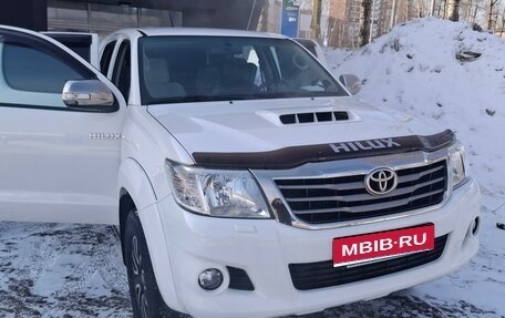 Toyota Hilux VII, 2014 год, 2 600 000 рублей, 1 фотография