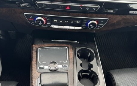 Audi Q7, 2017 год, 3 690 000 рублей, 13 фотография