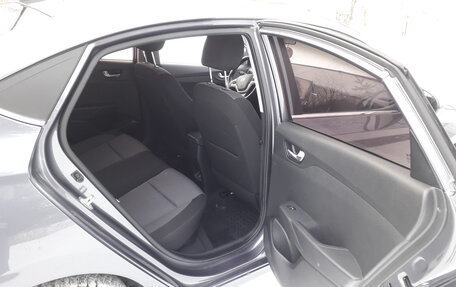 Hyundai Solaris II рестайлинг, 2021 год, 1 400 000 рублей, 10 фотография