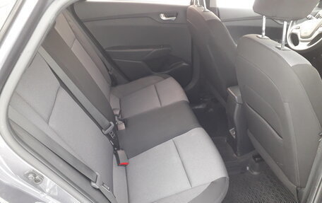 Hyundai Solaris II рестайлинг, 2021 год, 1 400 000 рублей, 7 фотография