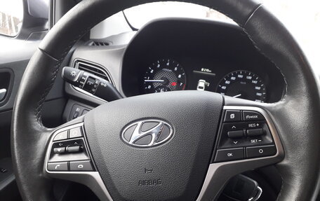 Hyundai Solaris II рестайлинг, 2021 год, 1 400 000 рублей, 12 фотография