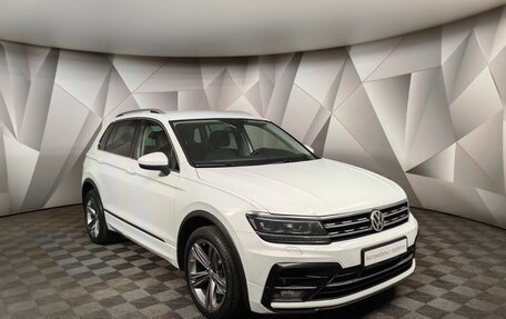 Volkswagen Tiguan II, 2019 год, 2 643 000 рублей, 3 фотография