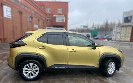 Toyota Yaris Cross, 2021 год, 1 930 000 рублей, 8 фотография