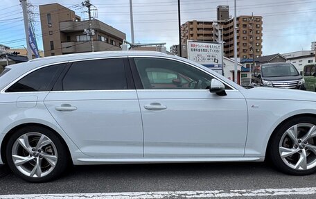 Audi A4, 2019 год, 1 590 000 рублей, 4 фотография