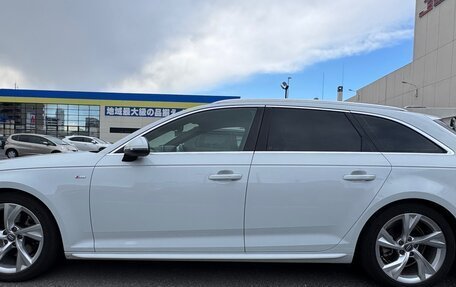 Audi A4, 2019 год, 1 590 000 рублей, 10 фотография