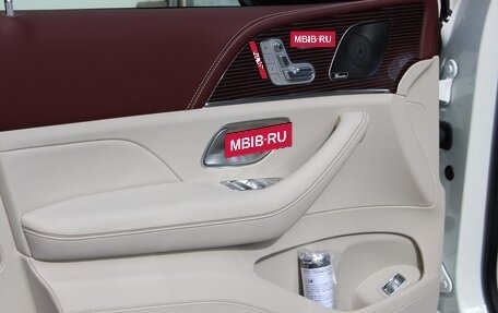 Mercedes-Benz Maybach GLS I, 2022 год, 19 990 000 рублей, 17 фотография