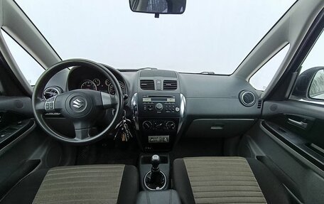 Suzuki SX4 II рестайлинг, 2011 год, 860 000 рублей, 14 фотография