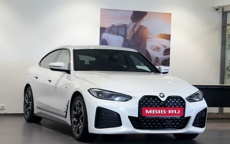 BMW 4 серия, 2022 год, 5 750 000 рублей, 3 фотография