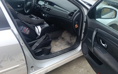 Renault Laguna III рестайлинг, 2009 год, 550 000 рублей, 10 фотография