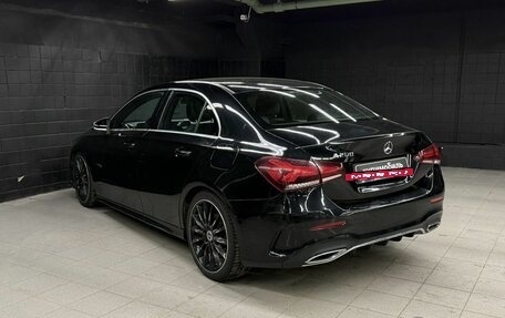 Mercedes-Benz A-Класс, 2021 год, 2 310 000 рублей, 4 фотография