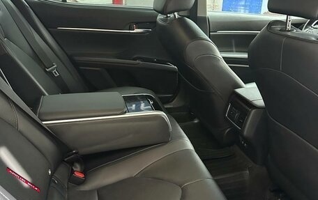 Toyota Camry, 2021 год, 3 870 000 рублей, 6 фотография