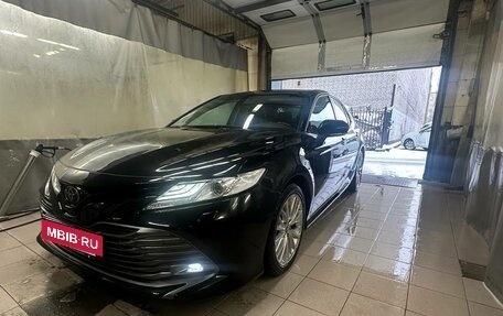 Toyota Camry, 2021 год, 3 870 000 рублей, 8 фотография