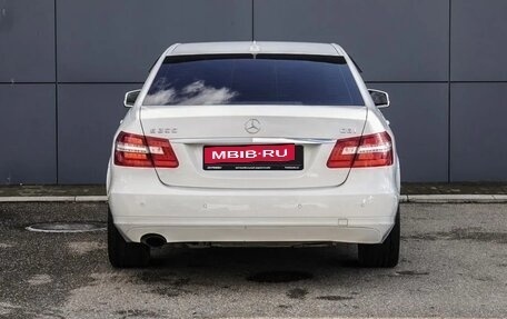 Mercedes-Benz E-Класс, 2010 год, 1 199 000 рублей, 6 фотография