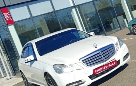 Mercedes-Benz E-Класс, 2010 год, 1 199 000 рублей, 10 фотография