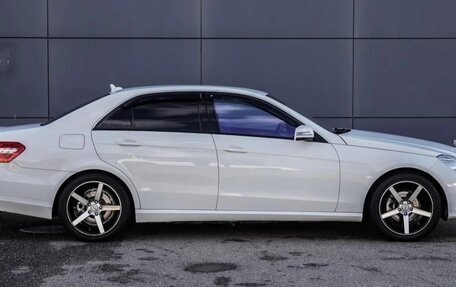 Mercedes-Benz E-Класс, 2010 год, 1 199 000 рублей, 15 фотография