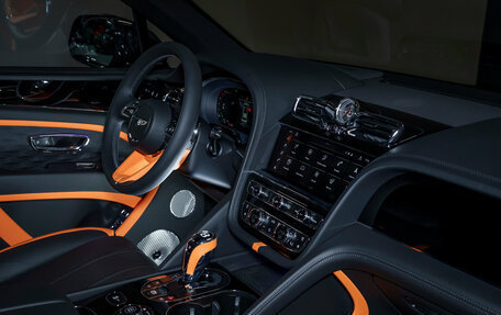 Bentley Bentayga I, 2026 год, 42 500 000 рублей, 28 фотография