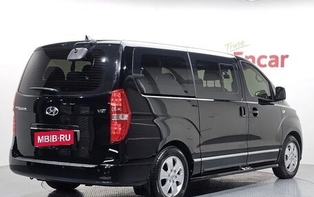 Hyundai Grand Starex Grand Starex I рестайлинг 2, 2020 год, 2 757 000 рублей, 2 фотография