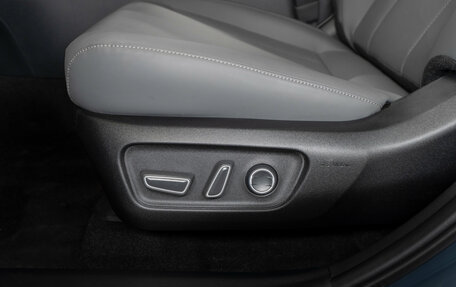 Toyota RAV4, 2026 год, 5 250 000 рублей, 21 фотография