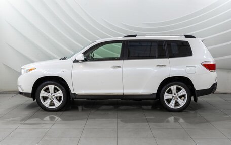 Toyota Highlander III, 2011 год, 2 198 000 рублей, 2 фотография