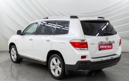 Toyota Highlander III, 2011 год, 2 198 000 рублей, 3 фотография