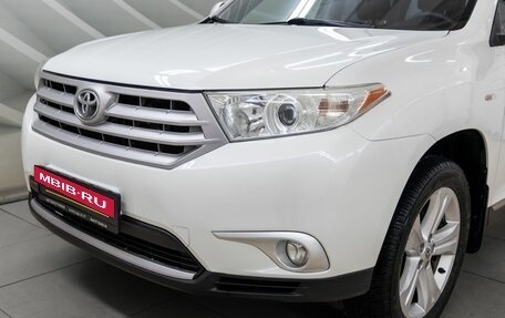 Toyota Highlander III, 2011 год, 2 198 000 рублей, 7 фотография