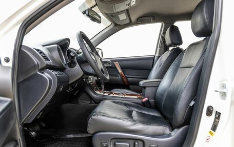 Toyota Highlander III, 2011 год, 2 198 000 рублей, 21 фотография